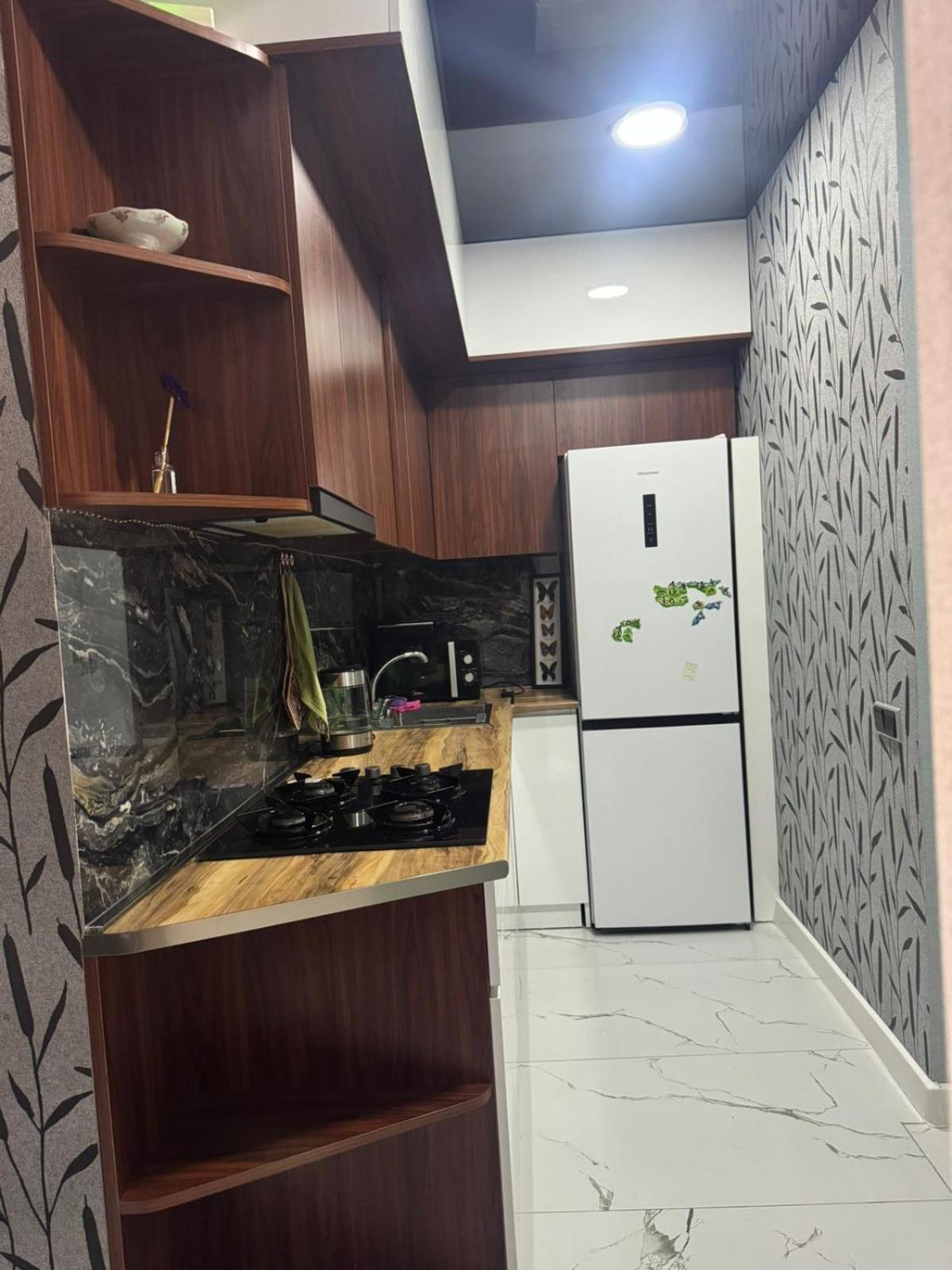 New Apartments In 博尔若米 客房 照片